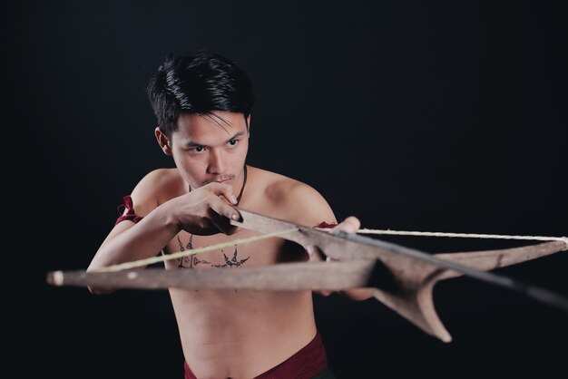 Sztuka łucznictwa: Historia, Techniki i Współczesne Zastosowania